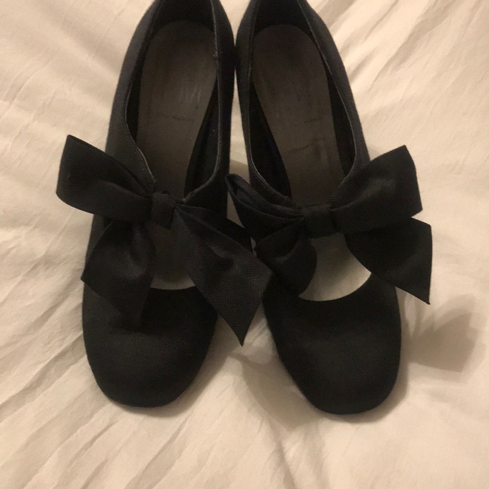 Black heels